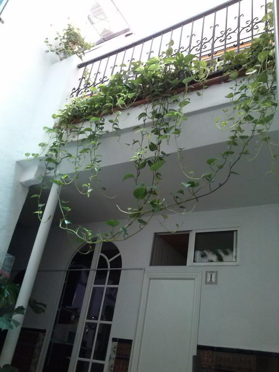 Pension Santa Maria La Blanca Seville Exterior photo