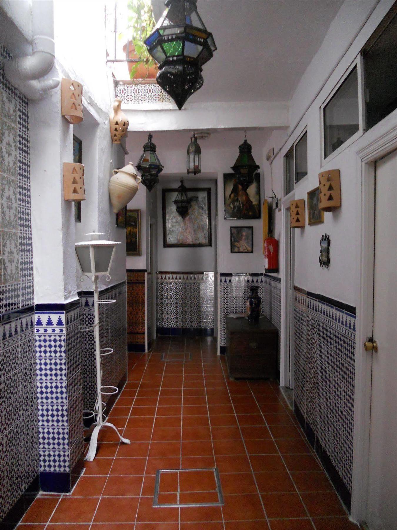 Pension Santa Maria La Blanca Seville Exterior photo